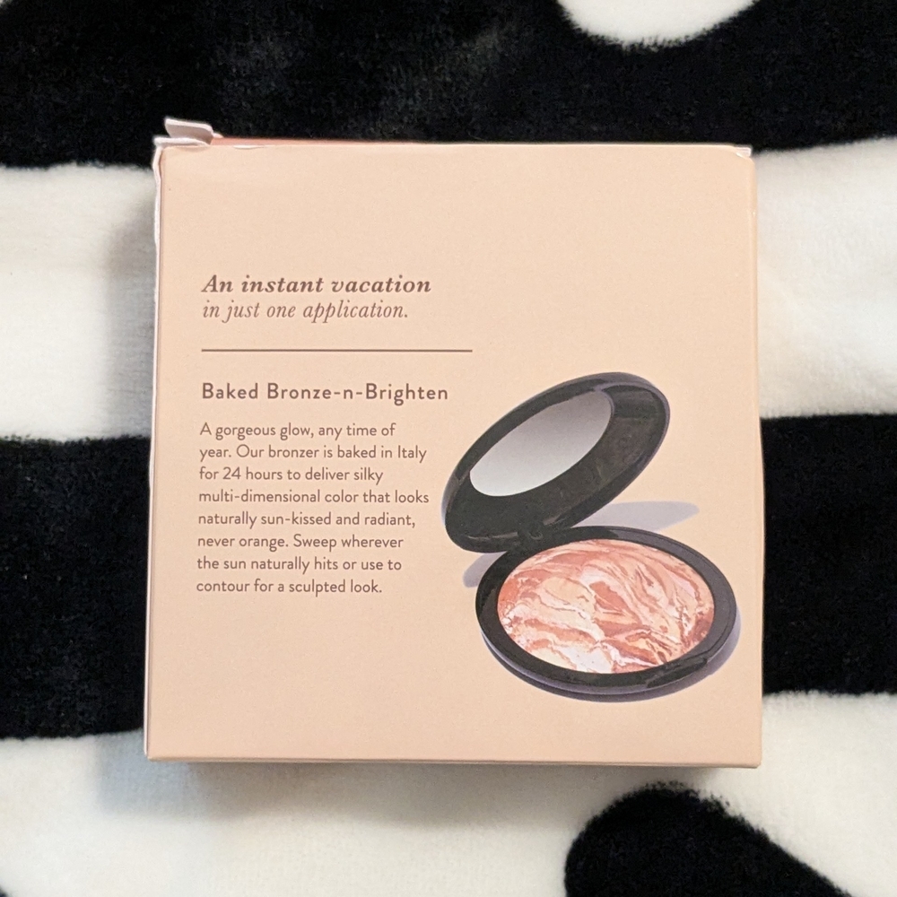 Bronze-n-Brighten Multipurpose Bronzer In Fair - Super Size - Laura Geller - NIB - Picture 5 of 8
